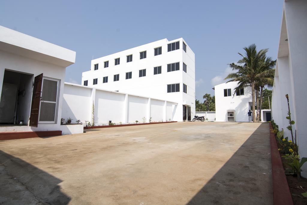 Ganesh Residency Hotel Pondicherry Exterior photo